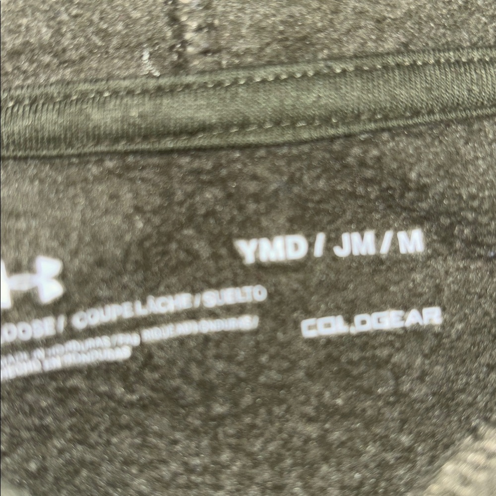 Under Armour, bundle of 5 shirts - 3 sweatshirts, 2 long sleeves -size medium - Picture 3 of 10